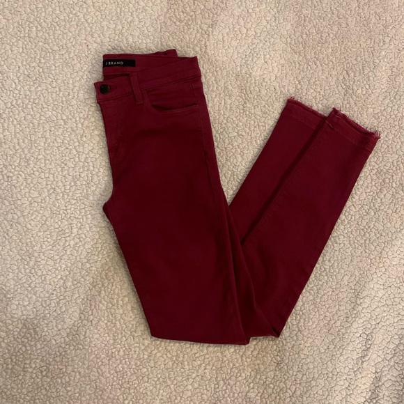 Worn once! J BRAND Photo Ready Deep Plum Skinny Jeans Raw Hem Perfect condition - Picture 4 of 15